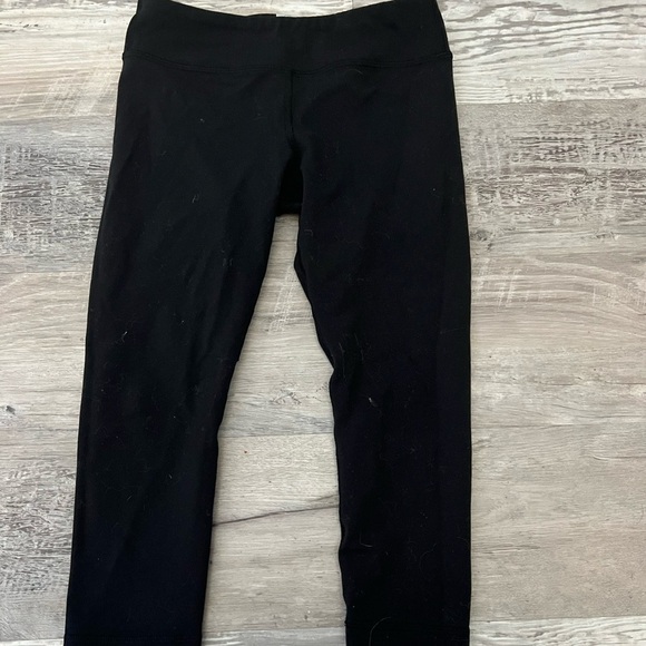 Ivivva Other - Ivivva Black Cropped Leggings Size 8